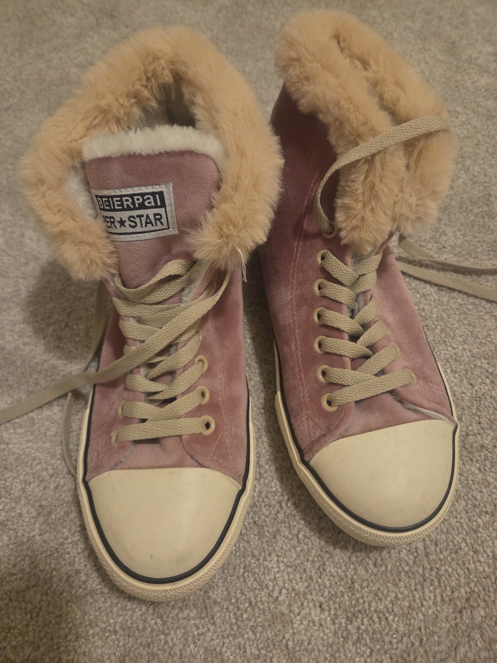 Beierpal 8er star pink canvas plus lace up sneakers